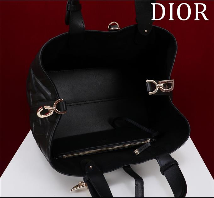 2025228Y 850P182146767